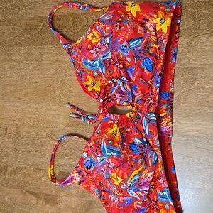 Sunsets Kauai Keyhole, Red Print, Size 36DD